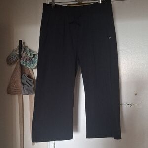 WILLIT Women’s Black Pants Sz L NWT 21" Cotton Stretch Comfort Fit